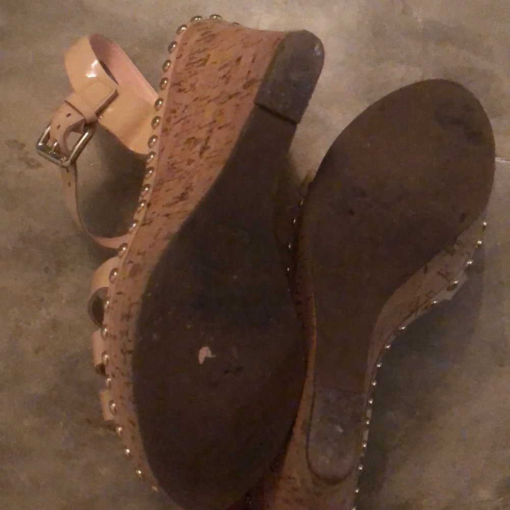Beautiful & comfy wedges - Picture 6 of 6